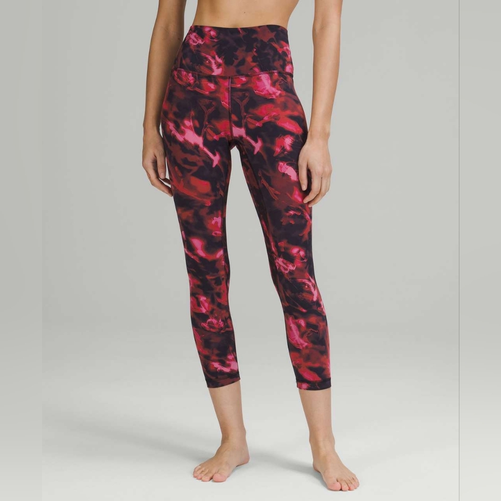 lululemon athletica Red & Pink Abstract High-Rise Capri Leggings